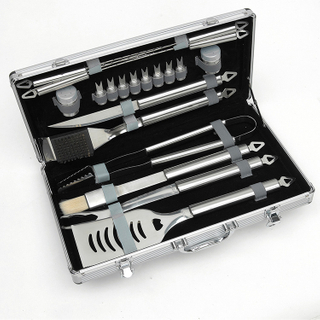 Grillbesteck-Set aus Edelstahl