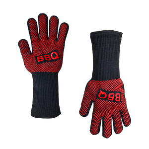 Lange hitzebeständige Grillhandschuhe