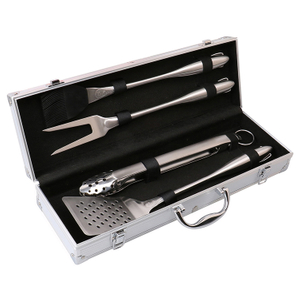 Grillbesteckset aus Edelstahl